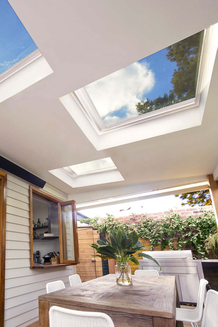 outdoor patio skylights with sky views and table in christchurch